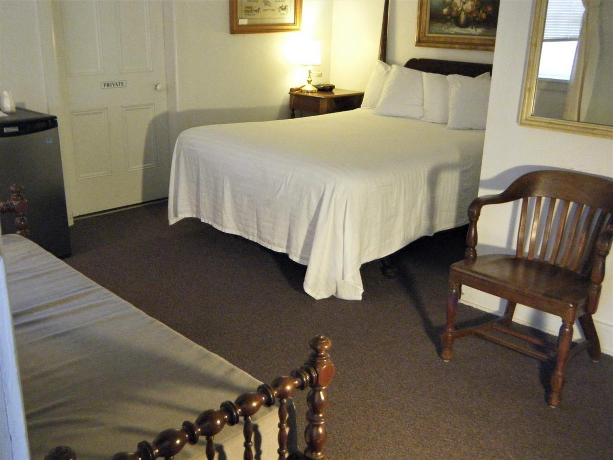 Harbor Haus Inn & Suites Hermann Esterno foto