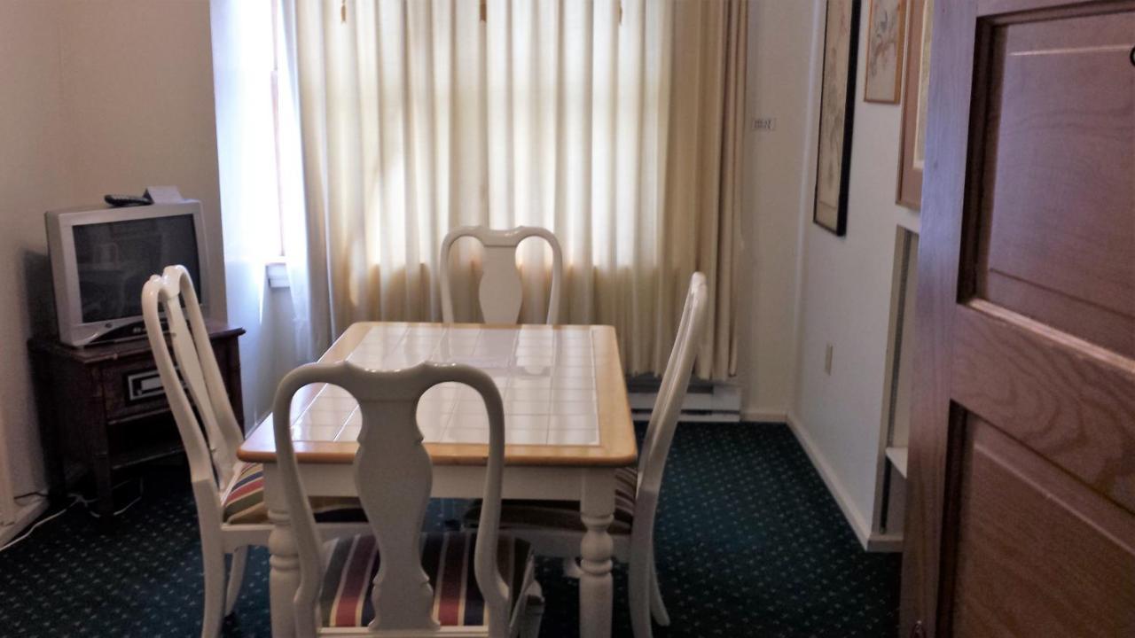 Harbor Haus Inn & Suites Hermann Esterno foto